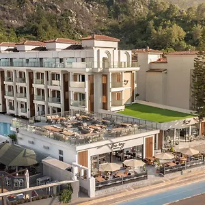 The Ivy **** İçmeler